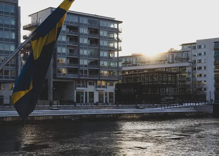 Simple Studio In Trendy Soedermalm - Construction Work