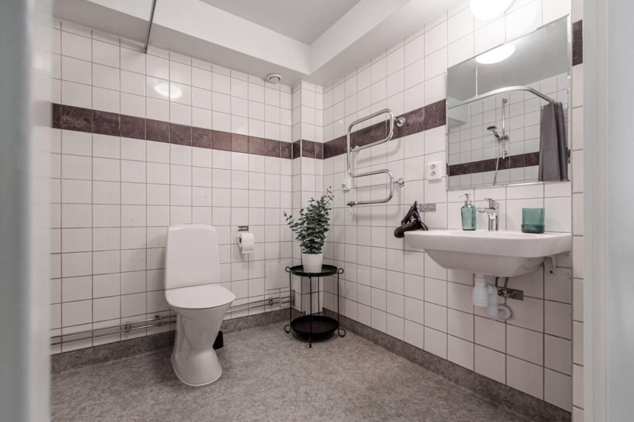 Simple In Trendy Soedermalm - Construction Work Apartment Stockholm