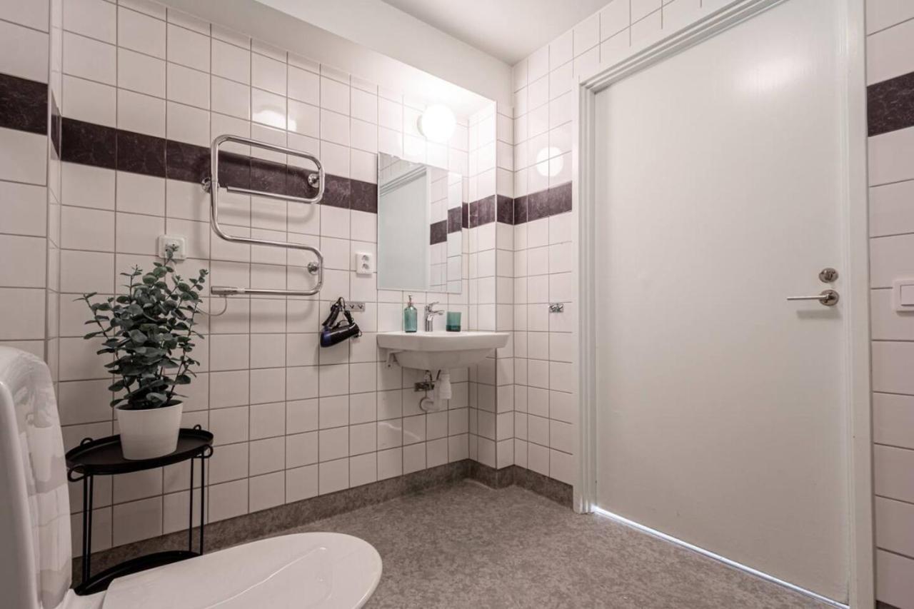 Simple In Trendy Soedermalm - Construction Work 公寓