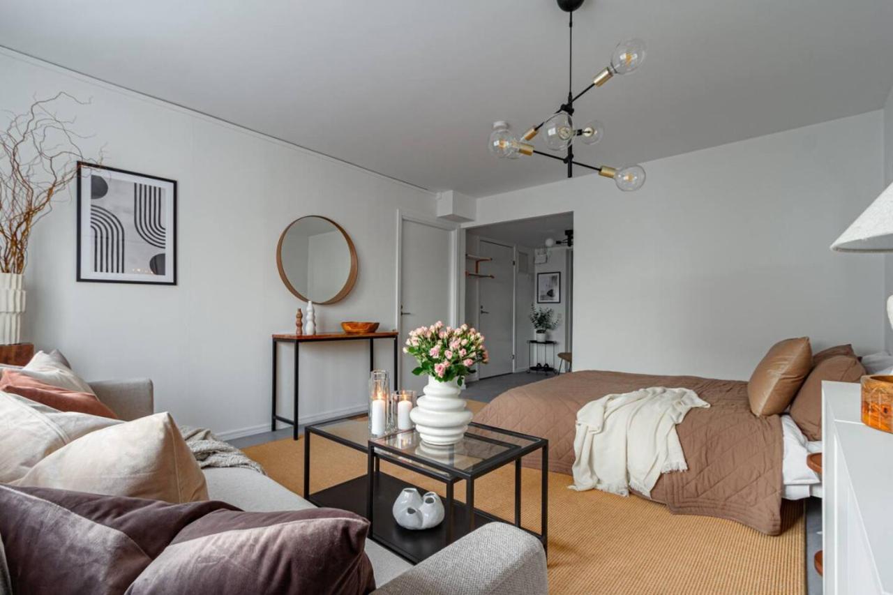 公寓 Simple In Trendy Soedermalm - Construction Work